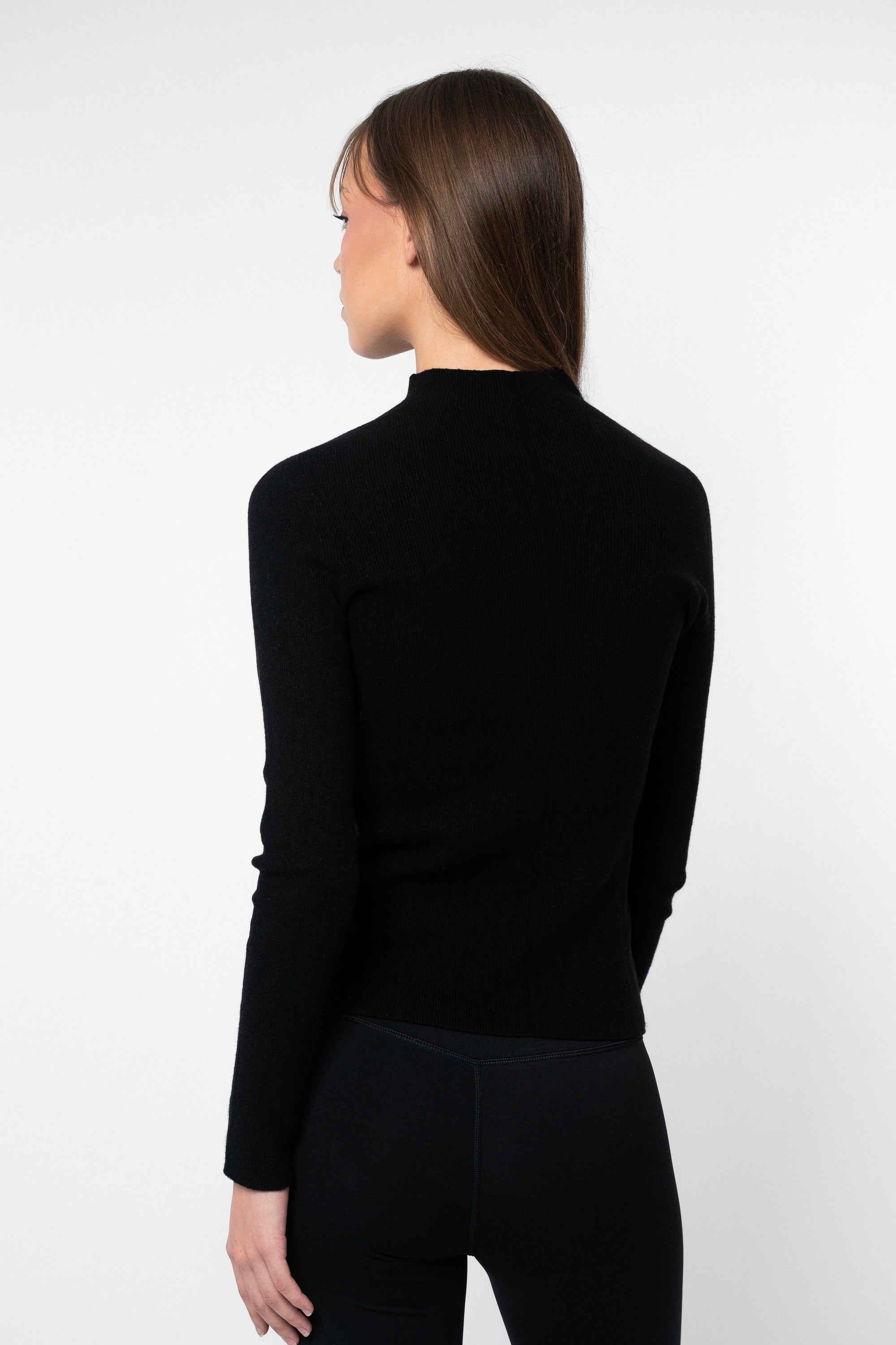 Seamless Wool Turtleneck